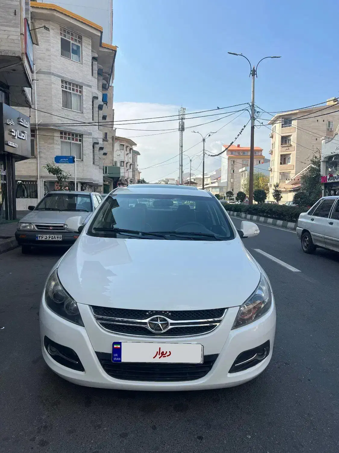 جک j5 مدل ۱۳۹۳اتومات موتور 1800 بی رنگ (تکبرگ)|خودرو سواری و وانت|رشت, یخسازی|دیوار