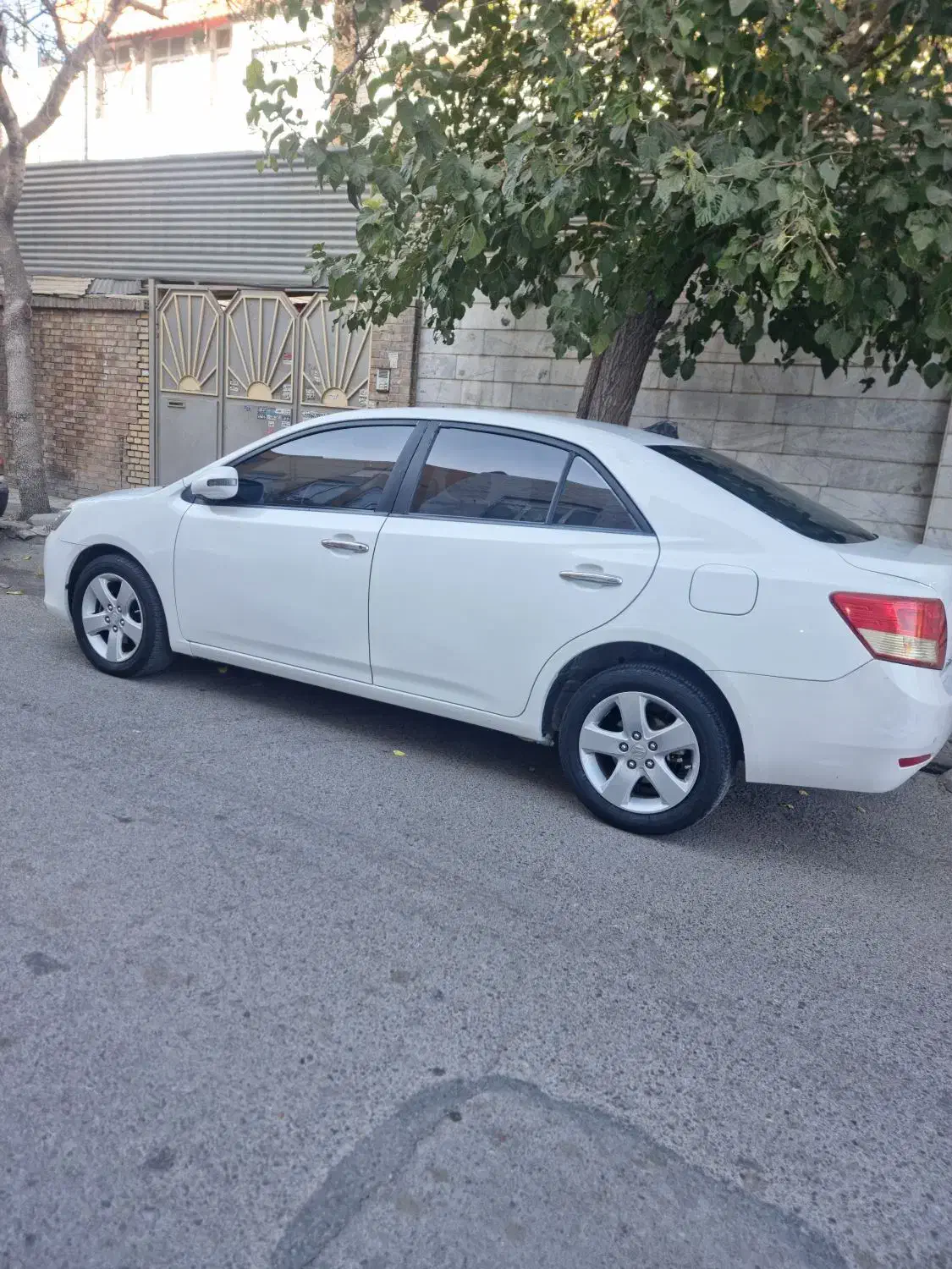 آریو زوتی مدل ۹۷|خودرو سواری و وانت|مشهد, گلشور|دیوار