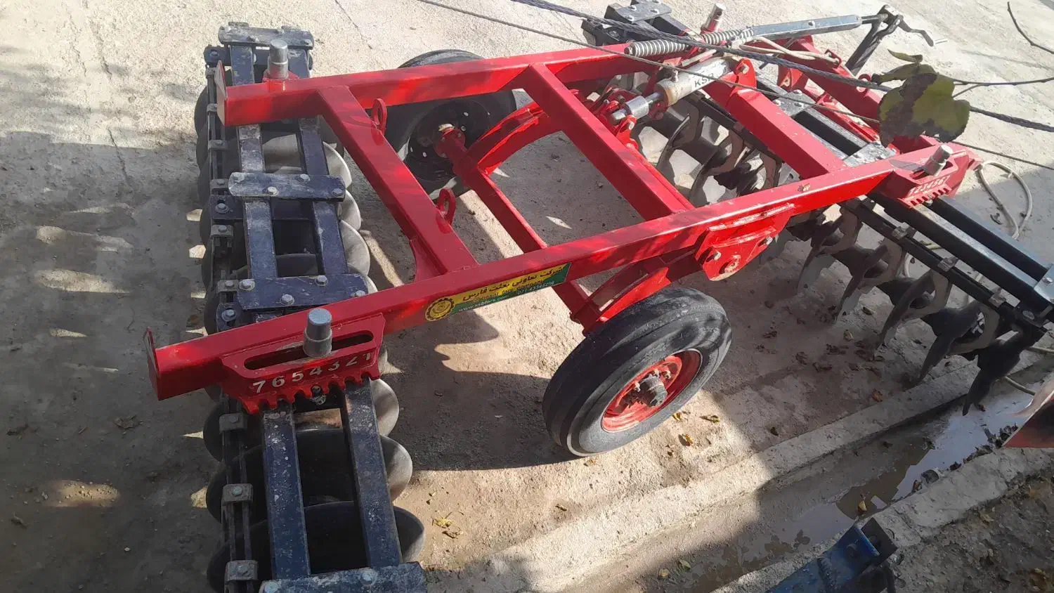 دیکس تراکتور|ماشین‌آلات صنعتی|زرقان, |دیوار