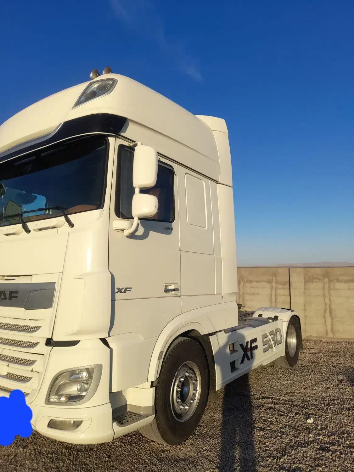 کشنده|خودرو سنگین|میانه, |دیوار