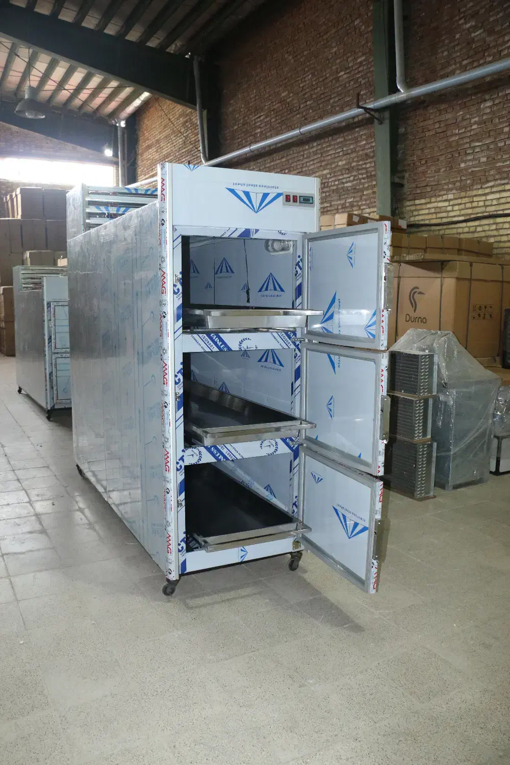 سرد خانه 3کابین محل نگهداری جسد سردخانه بیمارستانی|پزشکی|اردبیل, |دیوار