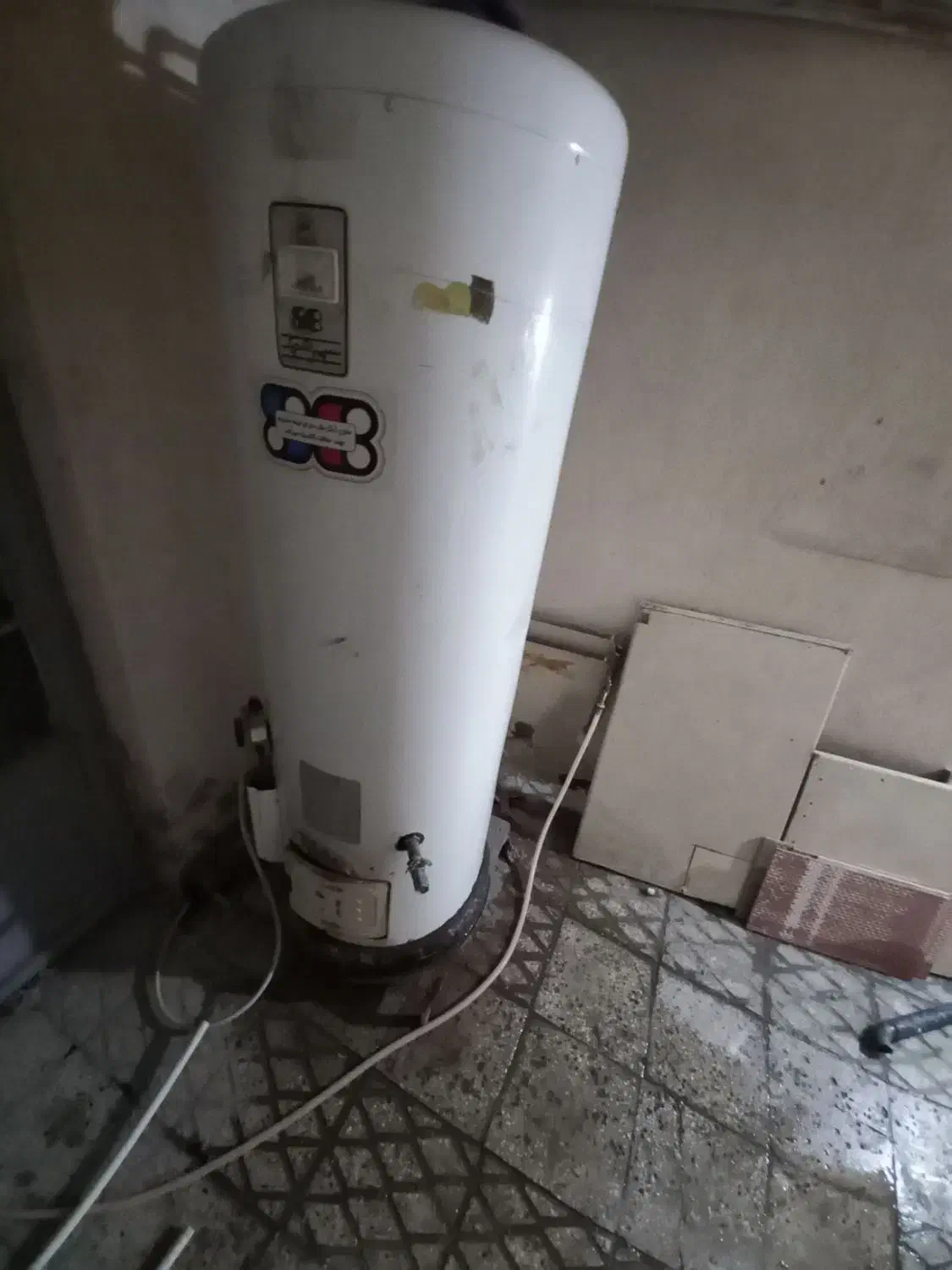 آبگرمکن|آبگرمکن، پکیج، شوفاژ|الیگودرز, |دیوار