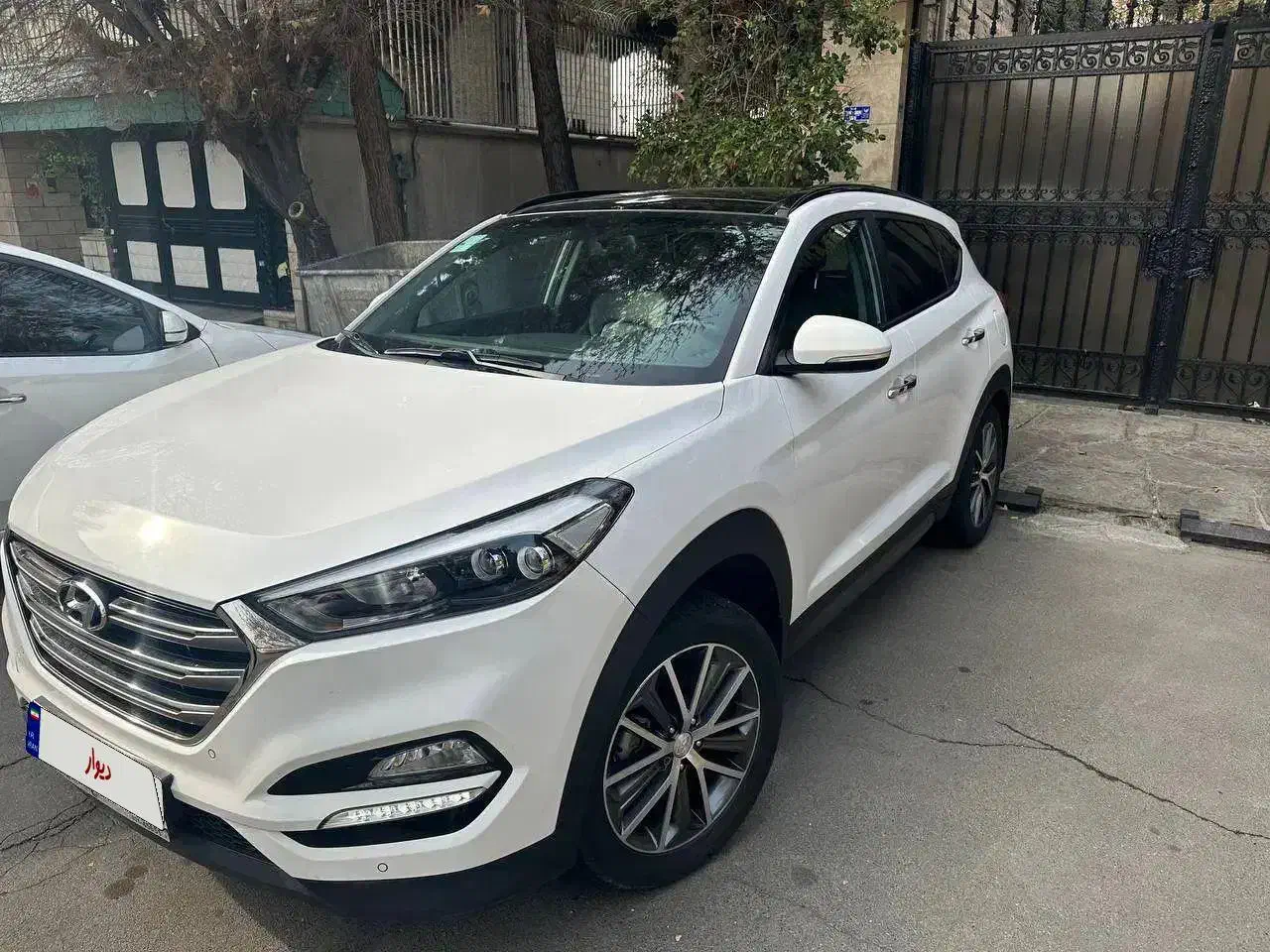 توسان ۲۰۱۷ فول شرکتی|خودرو سواری و وانت|تهران, شهرک غرب|دیوار