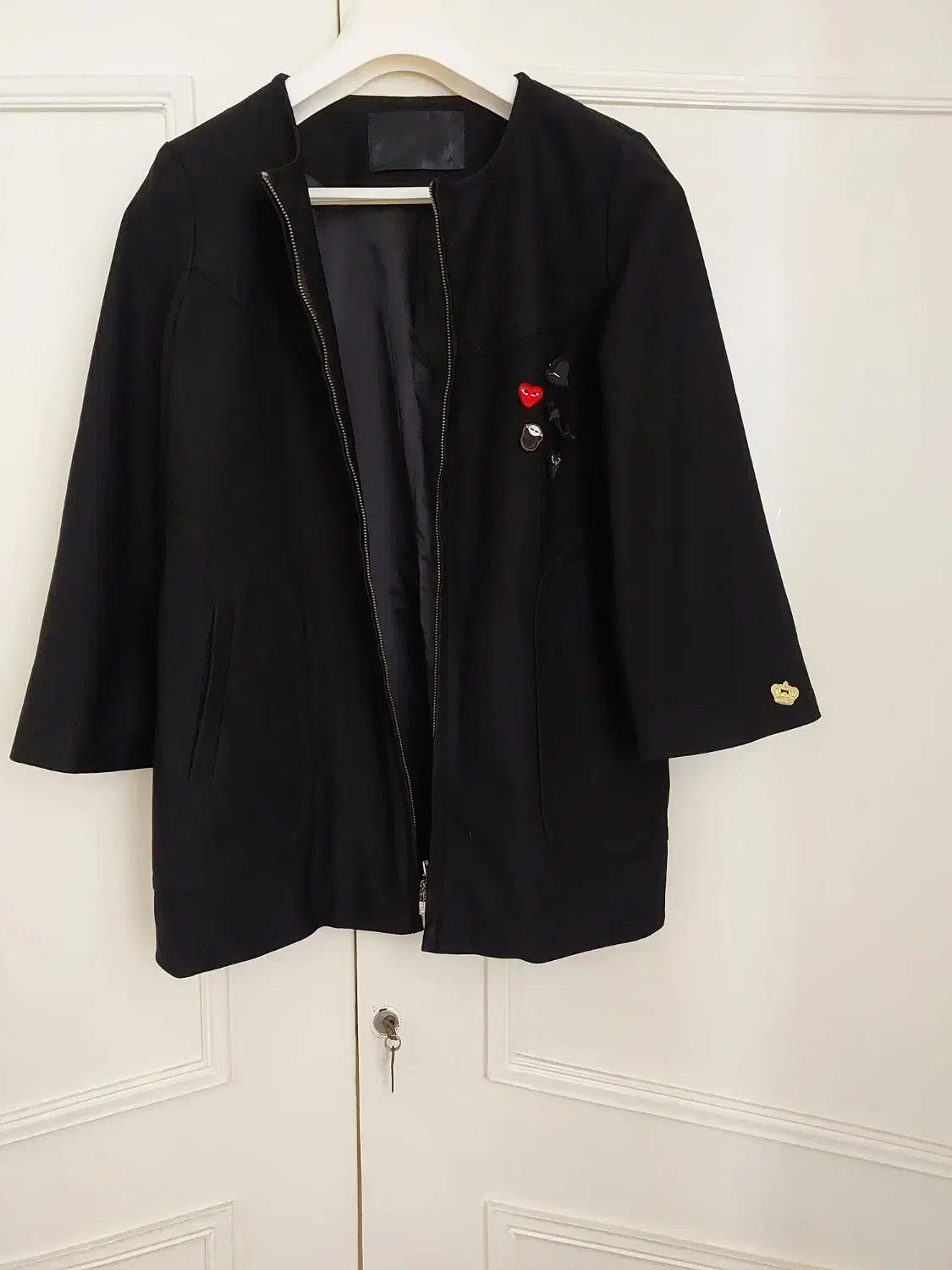 مانتو وپالتو وبافت خارجی ومزونی|لباس|رشت, سعدی (تختی)|دیوار