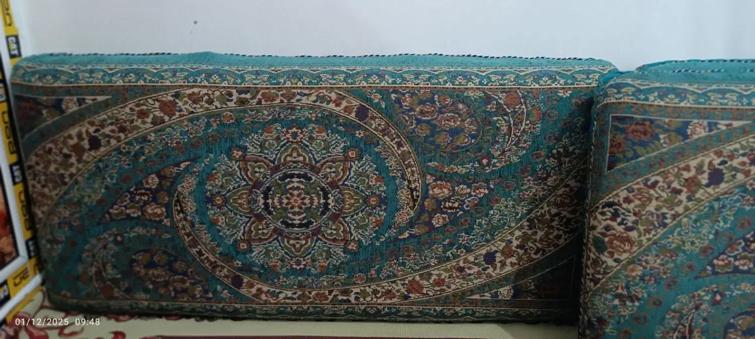 پشتی و روفرشی|روفرشی|ایلام, |دیوار