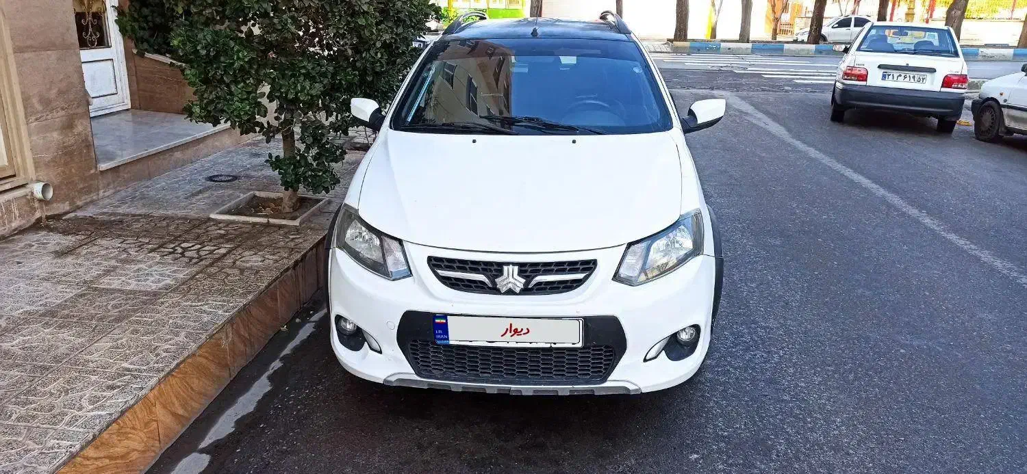 کوییک R سفید مشکی مدل 1400|خودرو سواری و وانت|شاهین‌شهر, عطار|دیوار