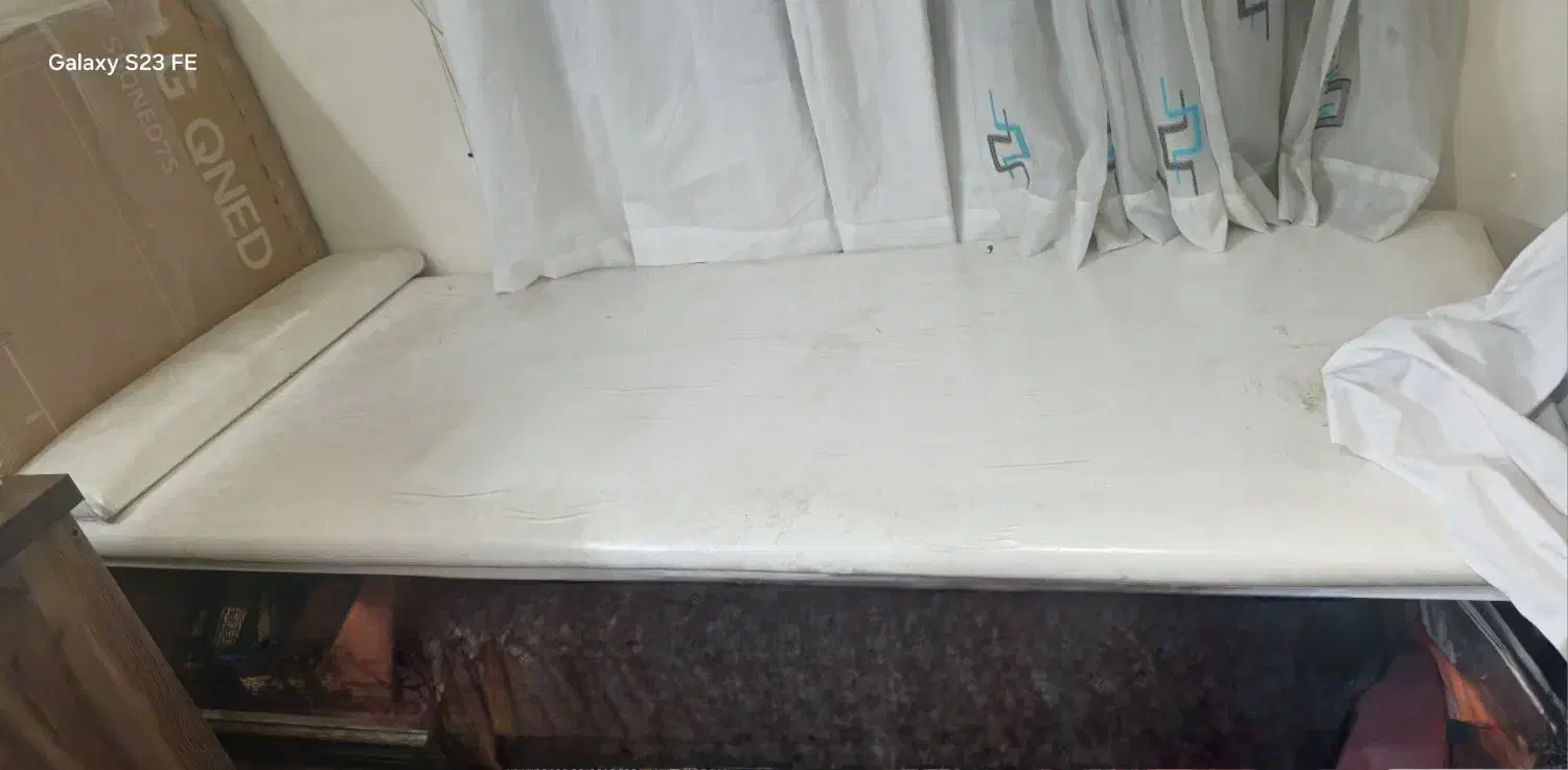 تخت ماساژ/مژه فلزی عالی|آرایشی، بهداشتی، درمانی|اصفهان, شهرک قدس|دیوار