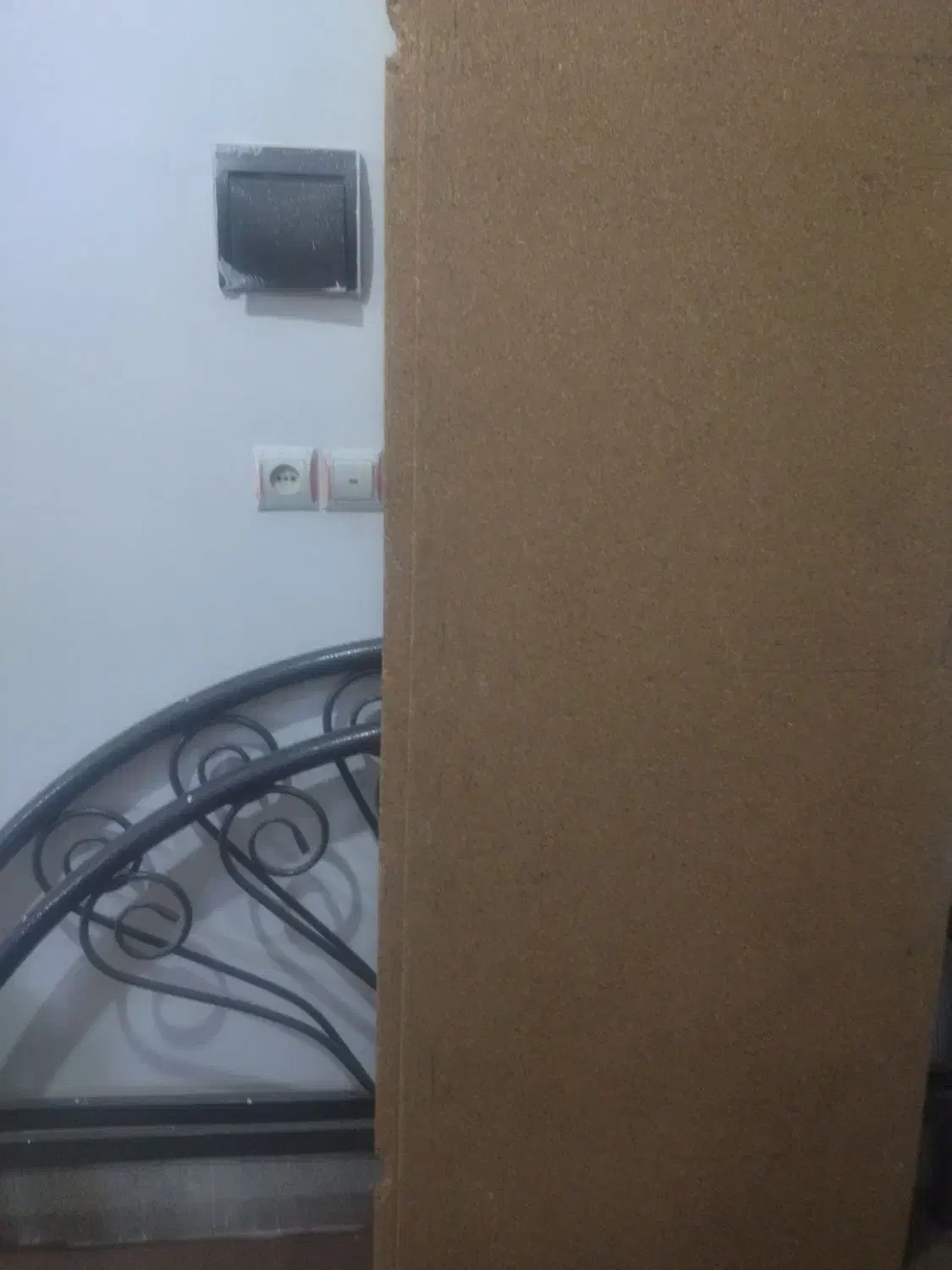 آینه کنسول و گنجه|بوفه، ویترین، کنسول|تربت جام, علوی|دیوار