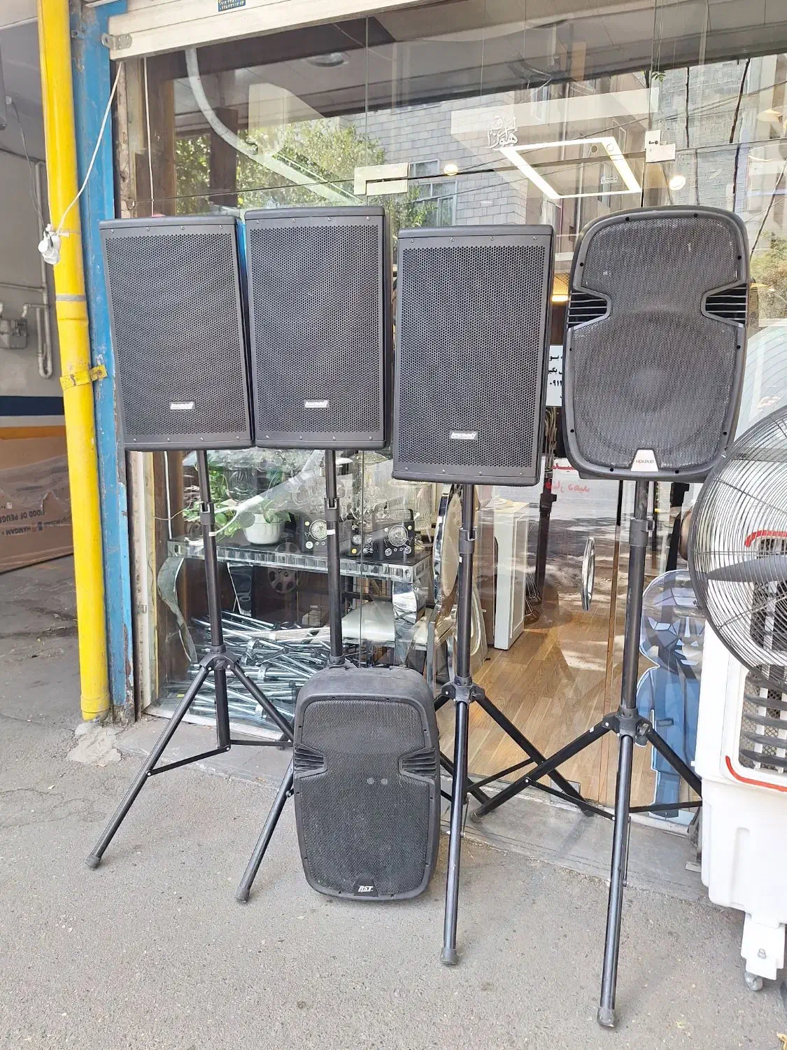 اجاره باند اسپیکر بلوتوثی نورپردازی میکسر|خدمات پذیرایی، مراسم|تهران, مجیدیه|دیوار