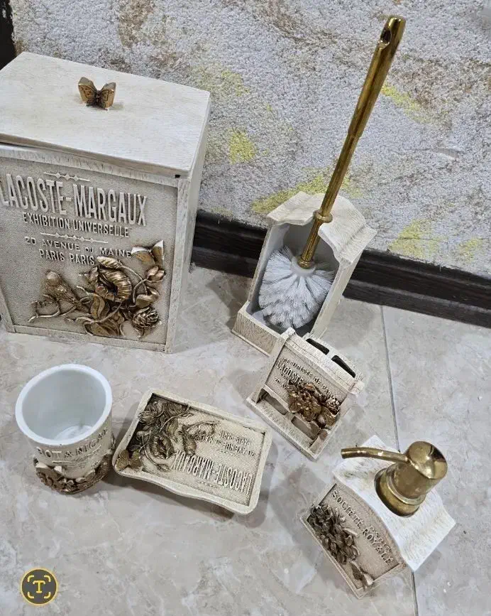 ست سرویس بهداشتی|لوازم سرویس بهداشتی|اصفهان, باغ فدک|دیوار