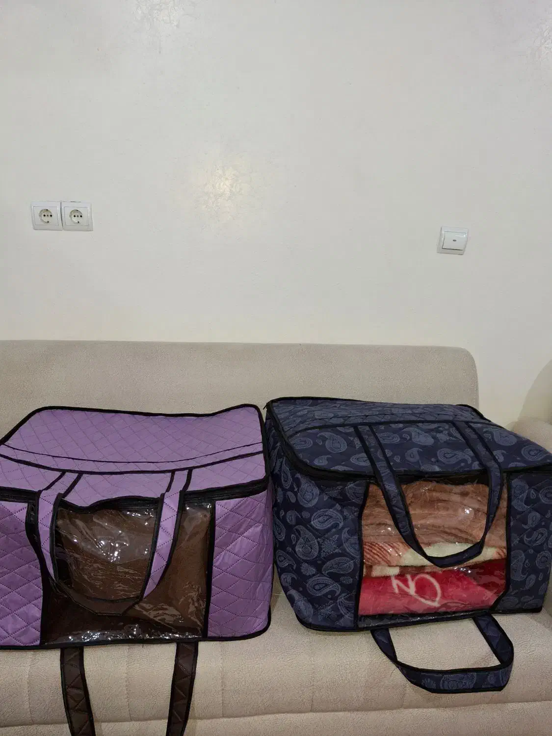 دوخت کاور پتو پذیزفته میشود|رختخواب، بالش، پتو|شوشتر, |دیوار