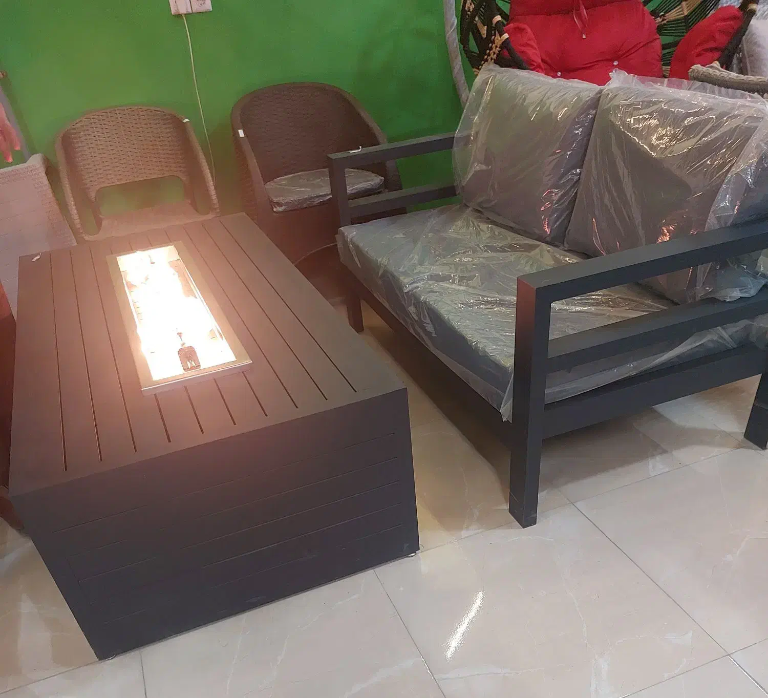 مبلمان فلزی باغی به همراه میز اتشدان وسایبان|مبلمان خانگی و میز عسلی|بابل, |دیوار