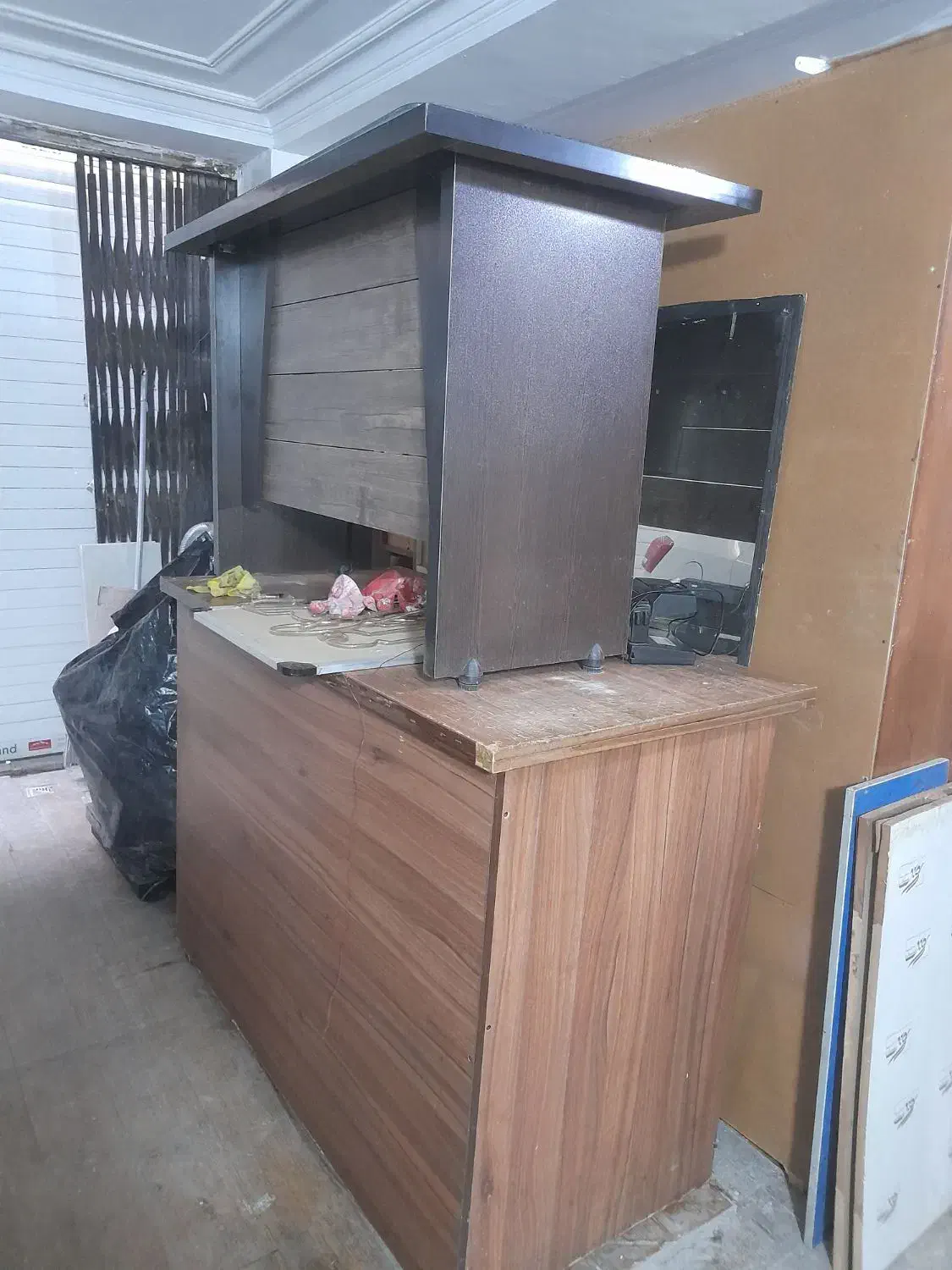 باسکول ، اره مرغ ، میز|فروشگاه و مغازه|کرج, شهرک امام رضا (ع)|دیوار