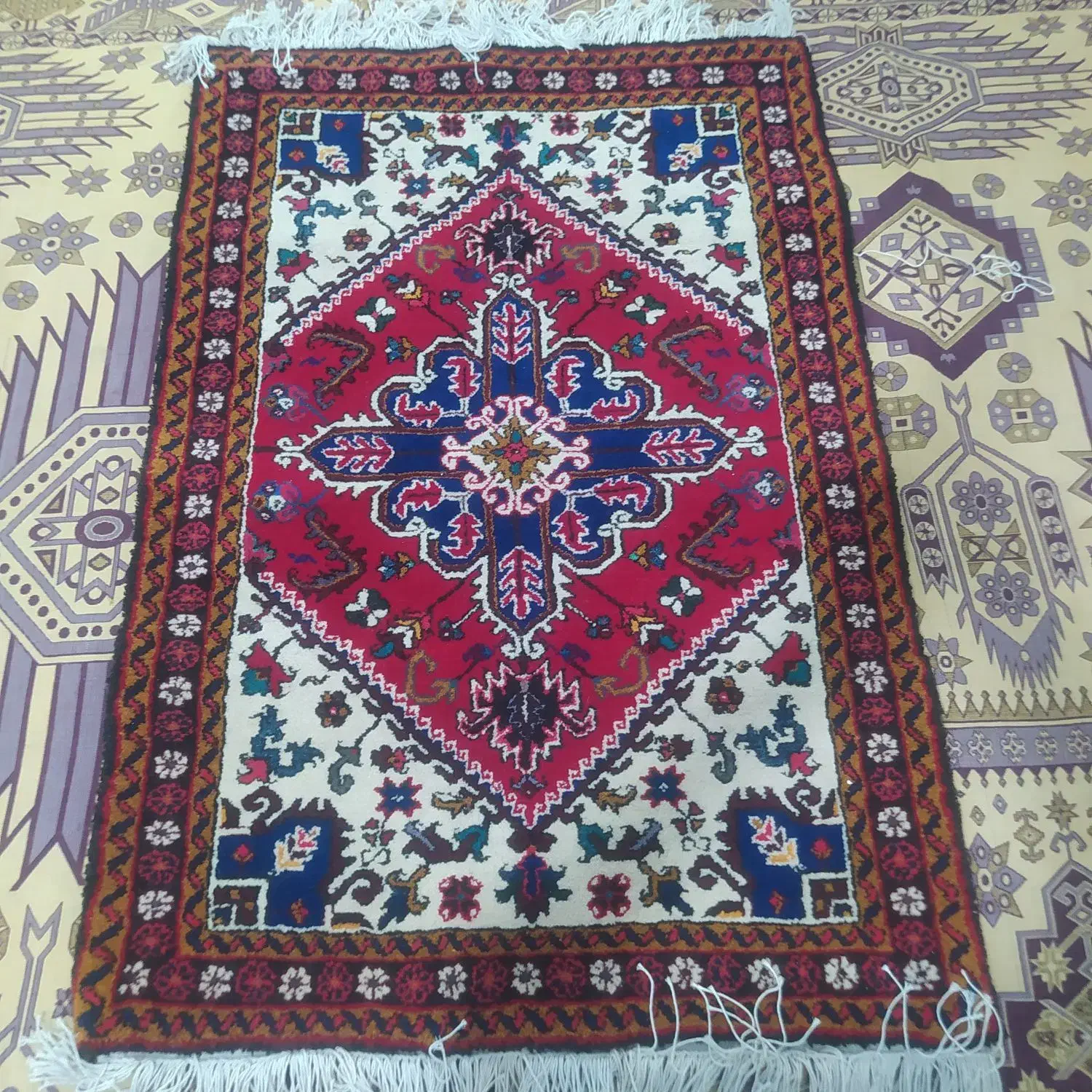 فرش دستبافت تبریز|فرش|نسیمشهر, |دیوار