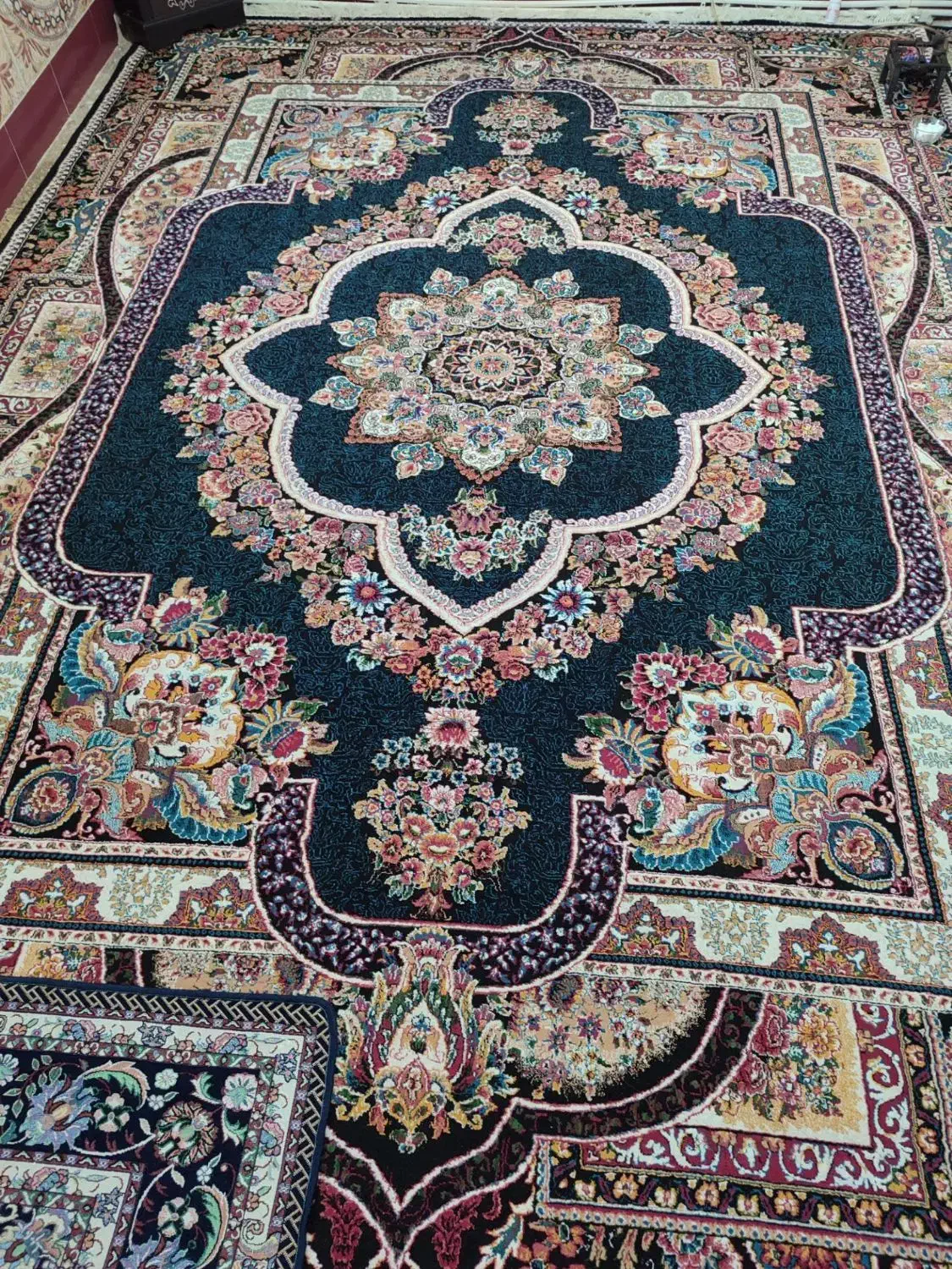 دو تخته 12متری|فرش|نورآباد, |دیوار