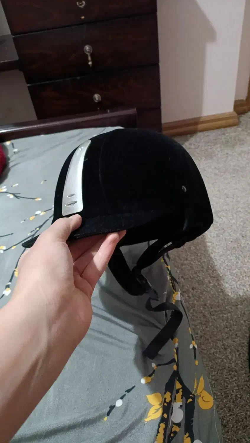 کلاه اسب سواری حرفه ای|اسب و تجهیزات اسبسواری|اصفهان, ناژوان|دیوار