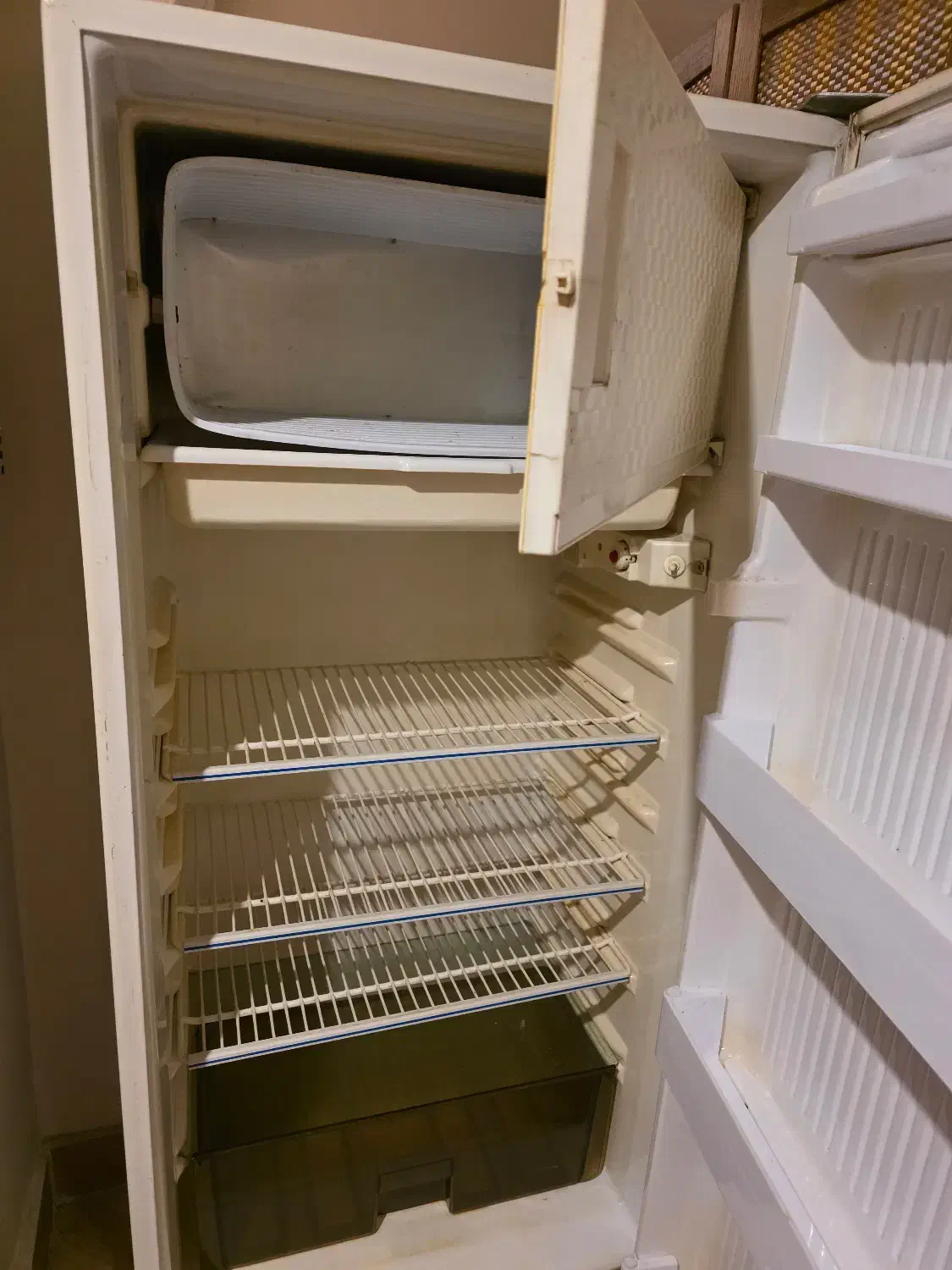 یخچال جنرال استیل ایران پویا|یخچال و فریزر|چالوس, |دیوار