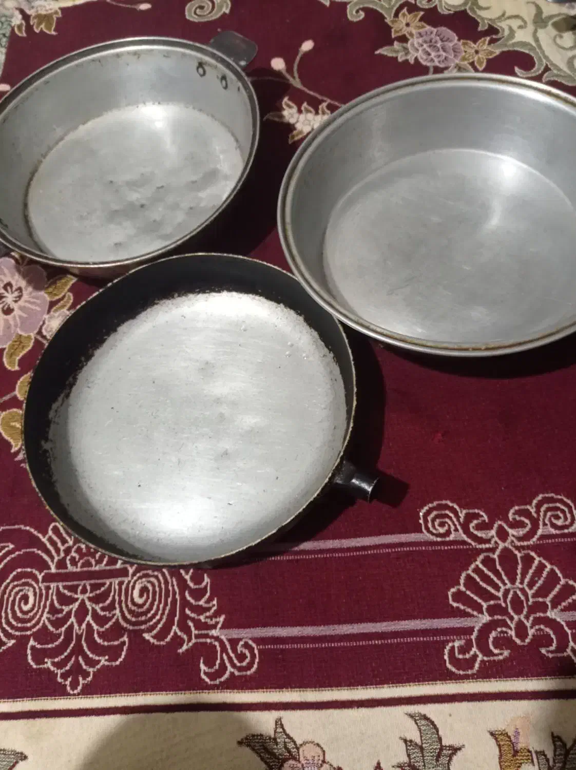 سه عدد تابه|ظروف پخت‌وپز|زاهدان, |دیوار