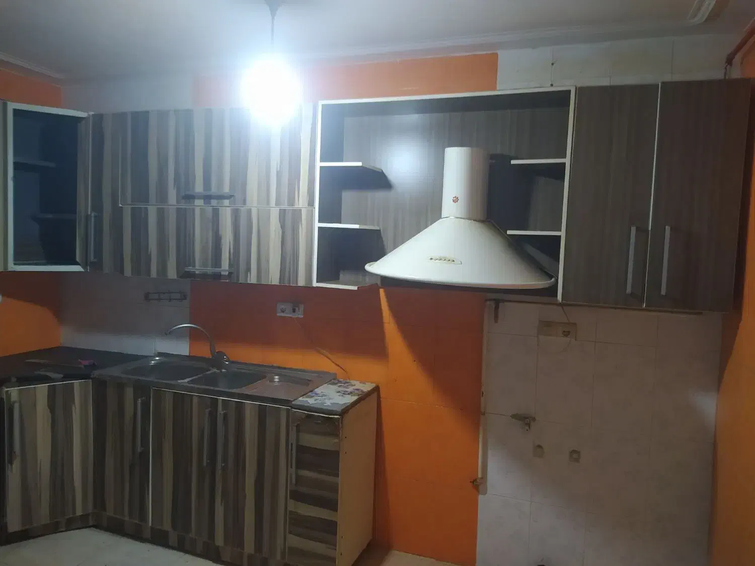 کابینت فلزی درب MDF به همراه سینک و هود|مصالح و تجهیزات ساختمان|بندر ماهشهر, |دیوار