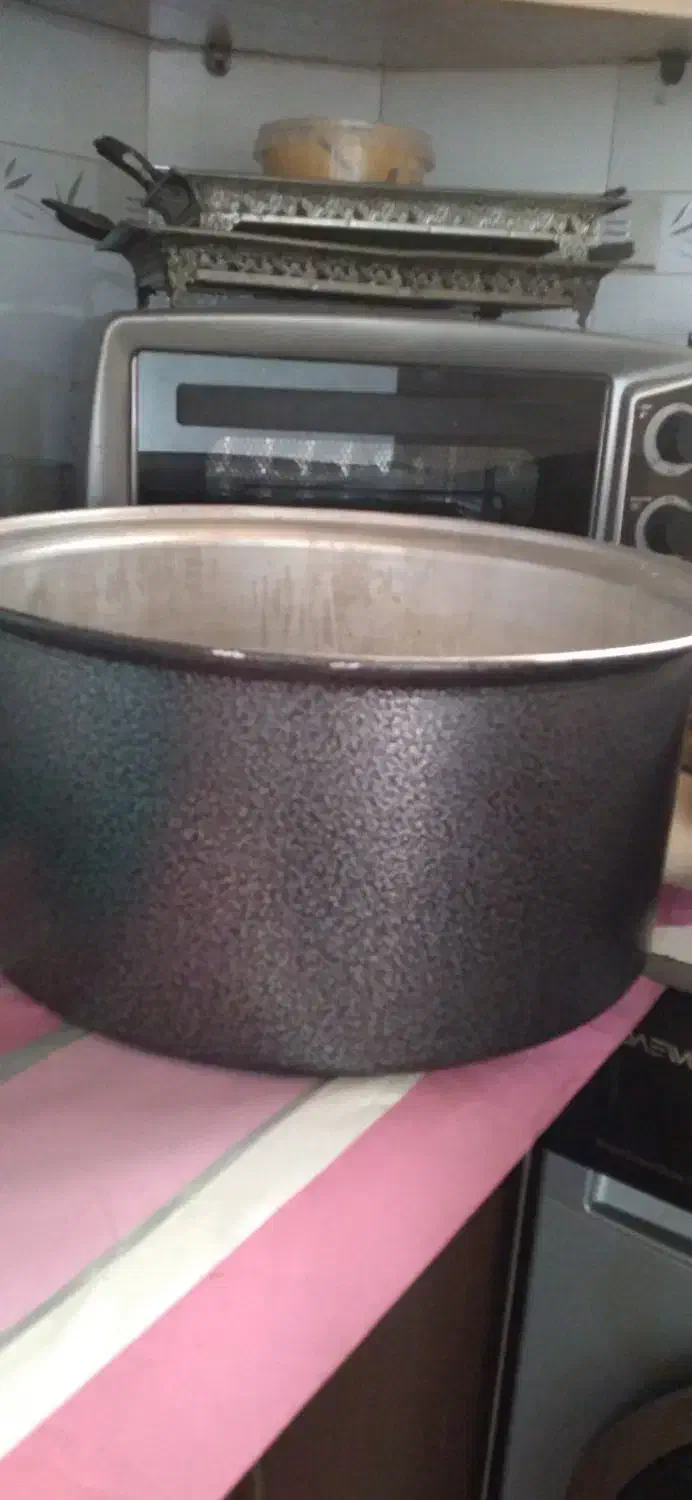 ۲ عدد قابلمه بزرگ|ظروف پخت‌وپز|اهواز, زیتون کارگری|دیوار