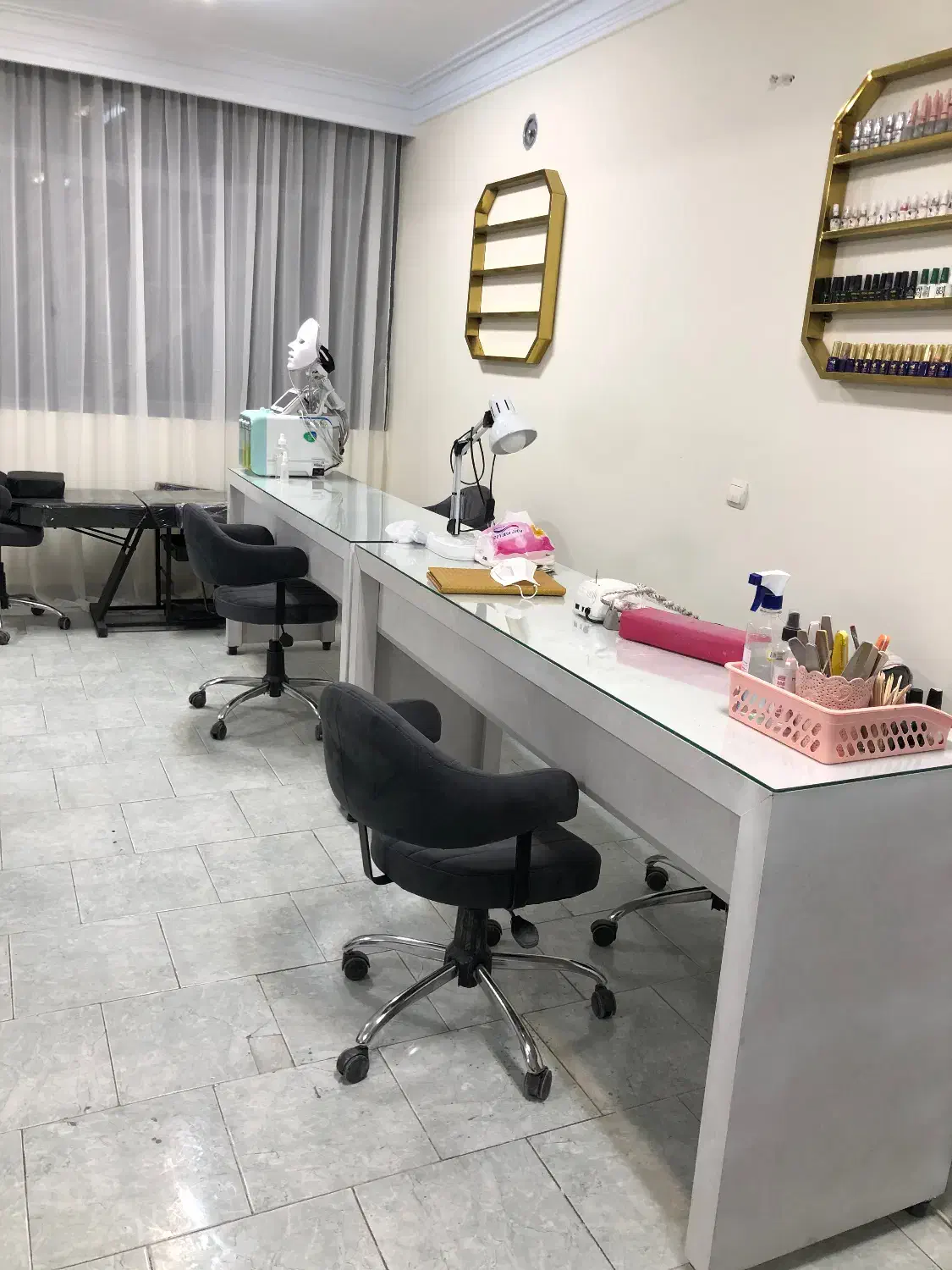 اجاره میز ناخن و مژه افسریه|خدمات آرایشگری و زیبایی|تهران, افسریه شمالی|دیوار