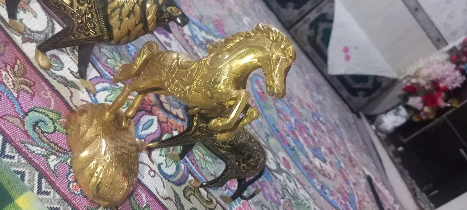 مجسمه برنجی خارجی شیر های میناکاری و اسب|مجسمه، تندیس، ماکت|چهارباغ, |دیوار