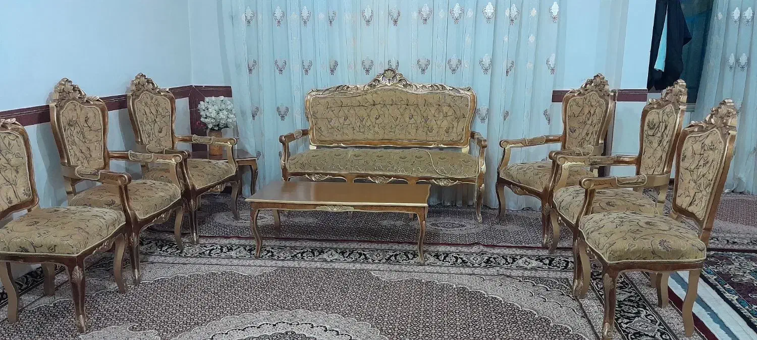مبل سلطنتی ۹ نفره|مبلمان خانگی و میز عسلی|هرسین, |دیوار