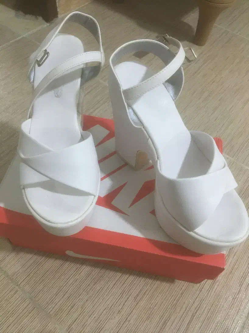 کفش عروس ،لباس عروس|لباس|یاسوج, |دیوار