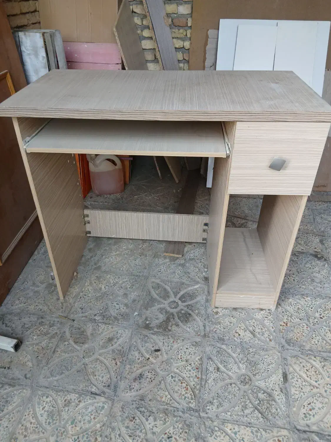 میز محکم|میز تحریر و کامپیوتر|شهرکرد, |دیوار