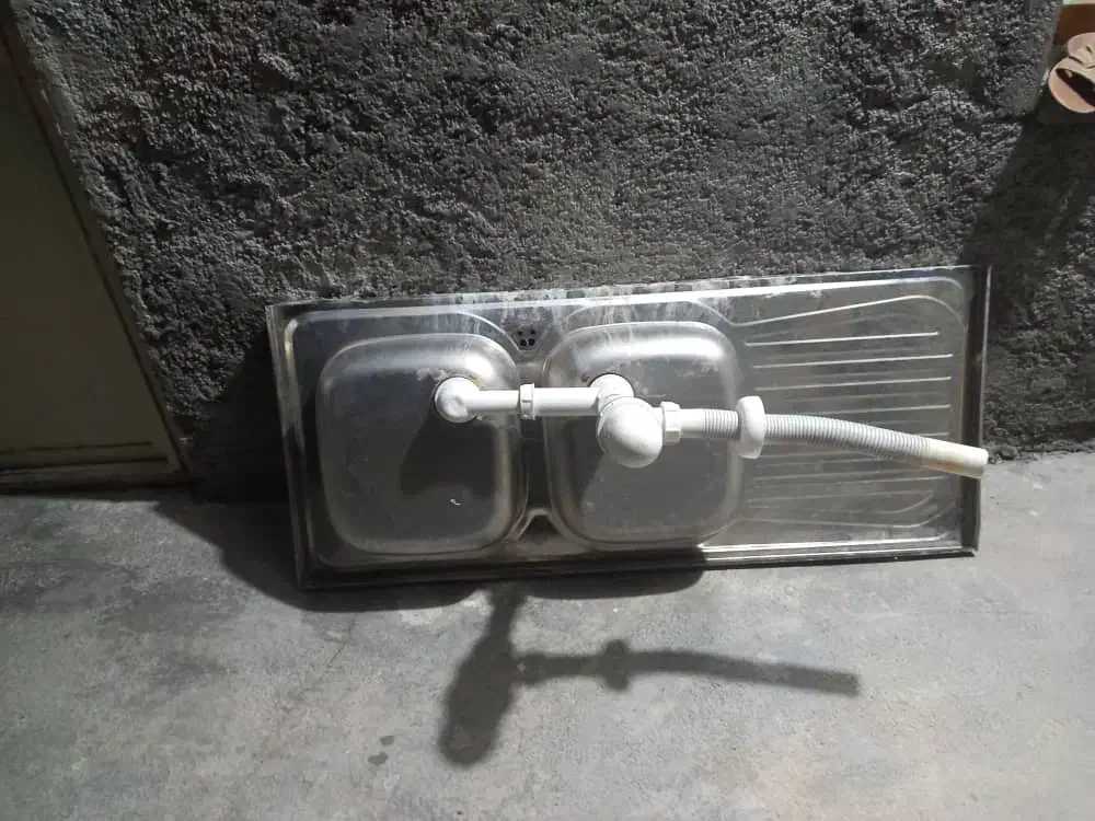 سینک ظرفشویی دوقلو همراه باشید سیفون|مصالح و تجهیزات ساختمان|دوگنبدان, |دیوار