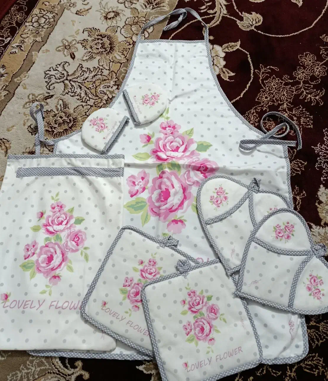 سرویس اشپزخانه|سفره، حوله، دستمال آشپزخانه|مشهد, خواجه ربیع|دیوار