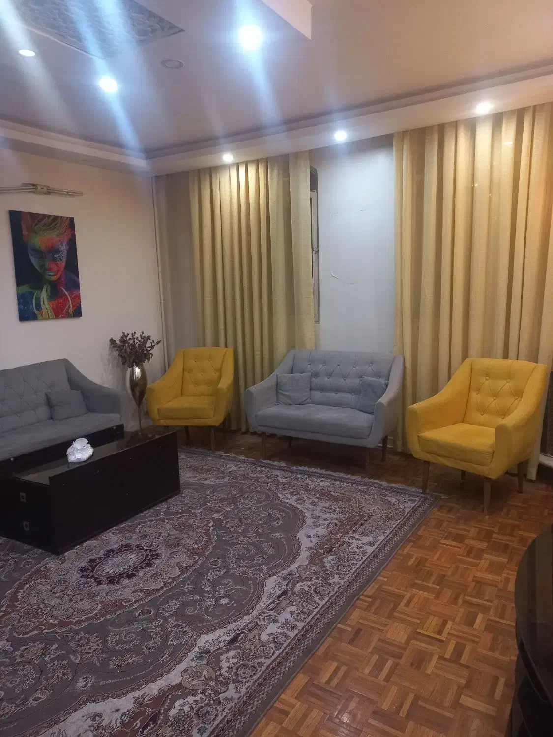 اجاره روزانه/هفتگی/ماهانه با پارکینگ|اجارهٔ کوتاهمدت آپارتمان و سوئیت|تهران, تهرانپارس شرقی|دیوار