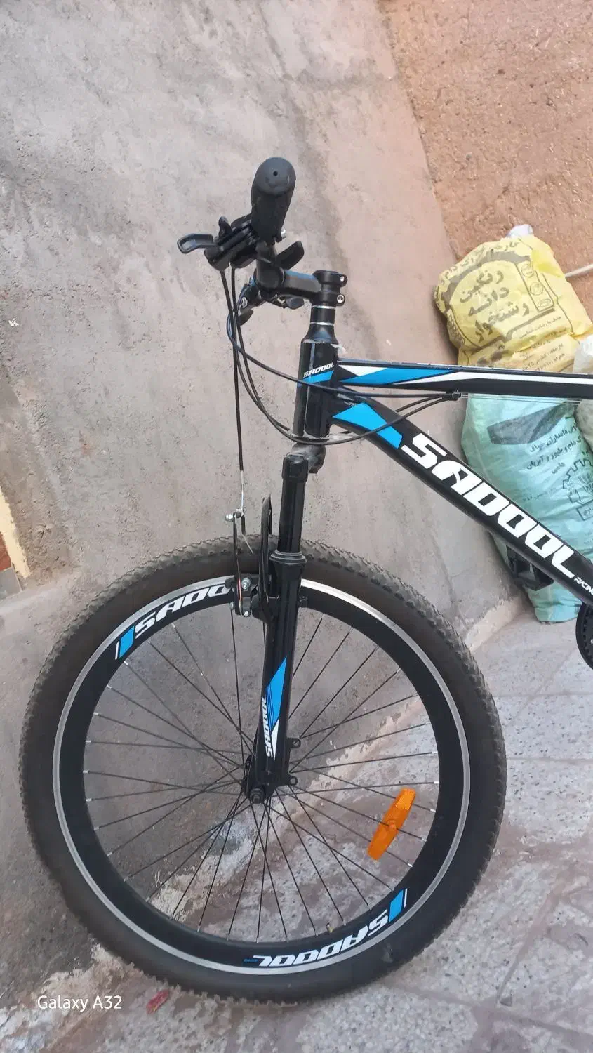 دوچرخه نو آک|دوچرخه، اسکیت، اسکوتر|تربتحیدریه, آسایش|دیوار