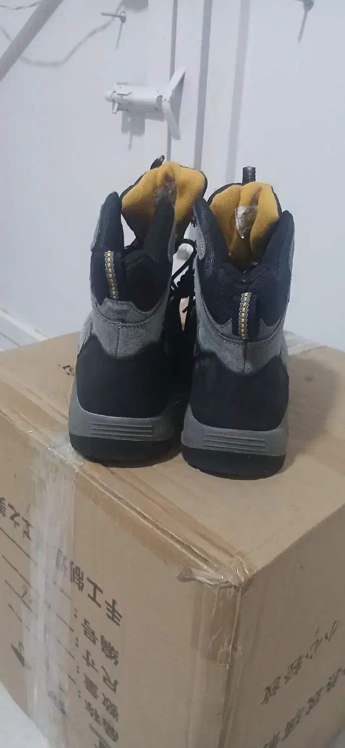 فروشی|کیف، کفش، کمربند|مریوان, |دیوار