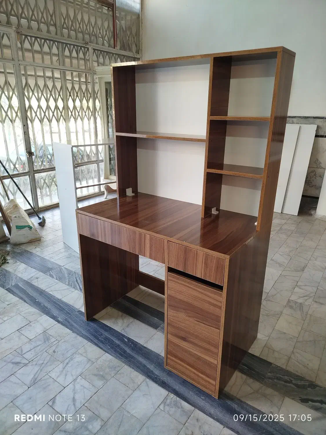 میز کتابخانه دار|میز تحریر و کامپیوتر|کرمانشاه, |دیوار