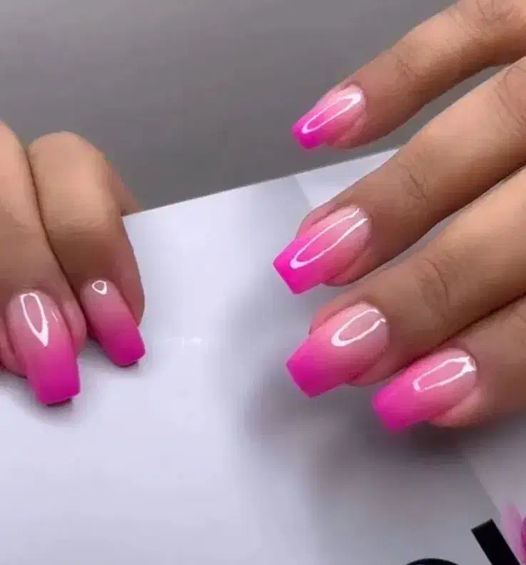 کاشت ناخن|خدمات آرایشگری و زیبایی|رشت, کوی طالقانی|دیوار