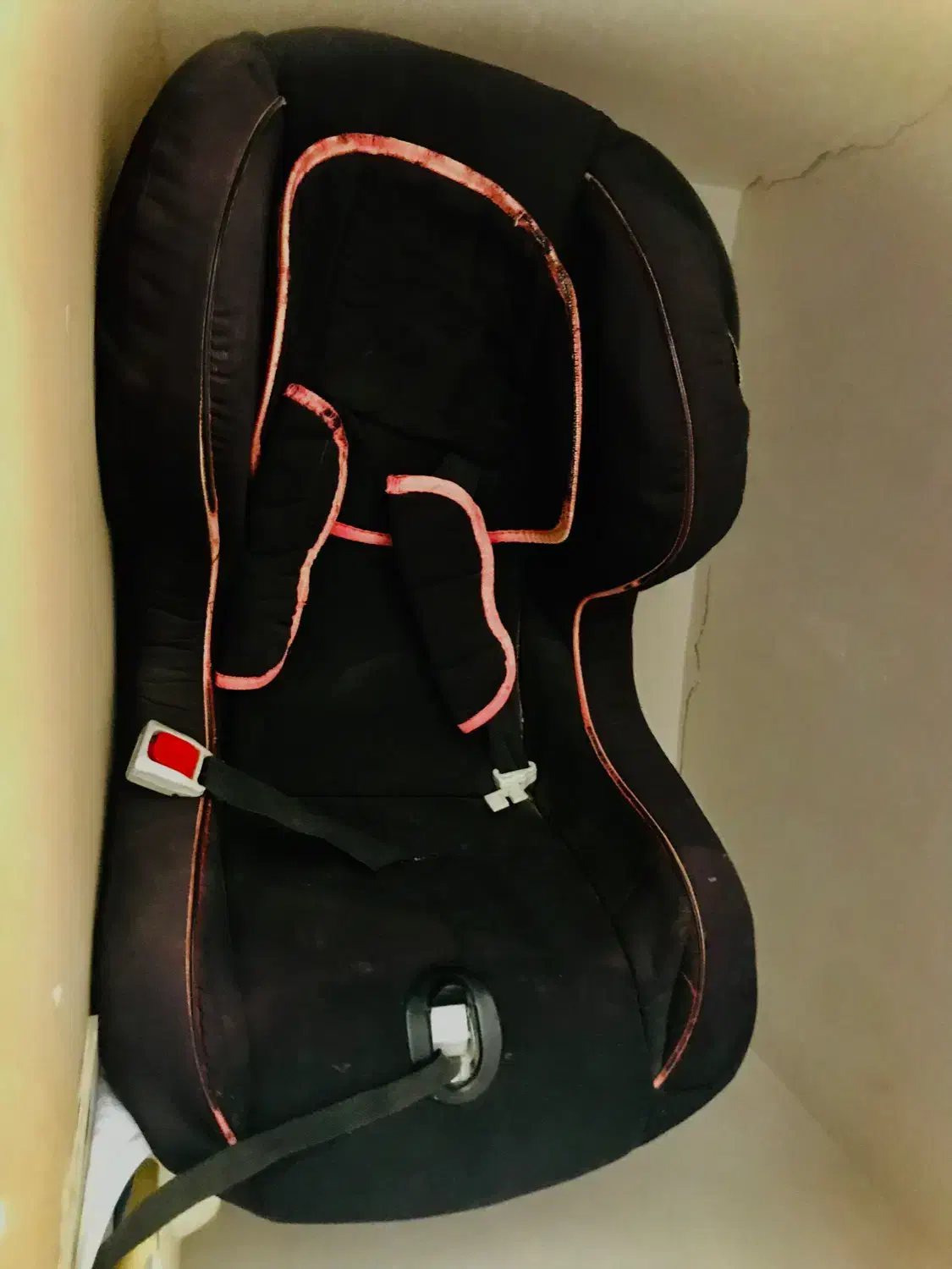 صندلی ماشین کودک|تخت و صندلی بچه|زابل, |دیوار