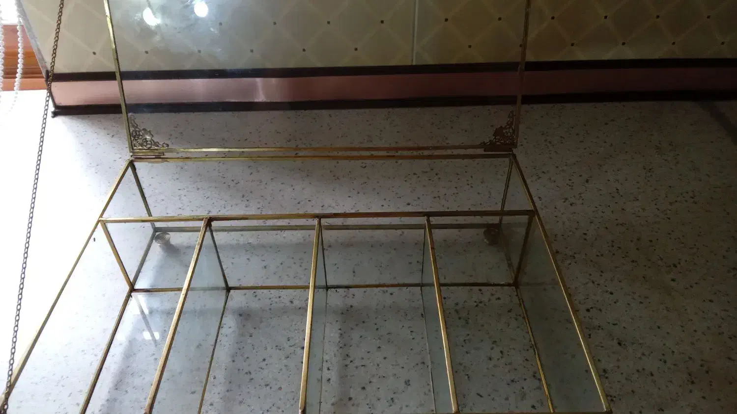 شکلات خوری کاملا نو|ظروف سرو و پذیرایی|رشت, حومه رشت|دیوار