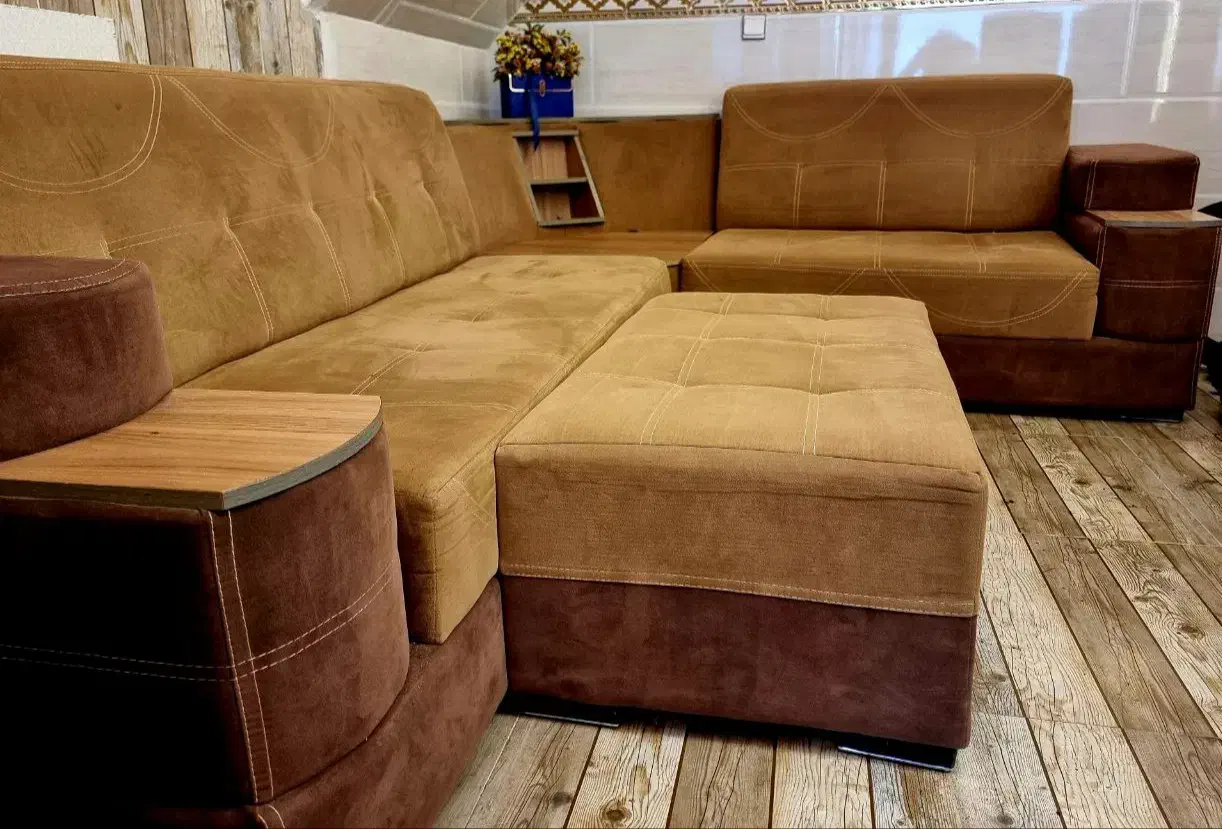 ۲ دست مبل مدل ال به رنگ سرمه ای و نسکافه ای|مبلمان خانگی و میز عسلی|آستارا, |دیوار