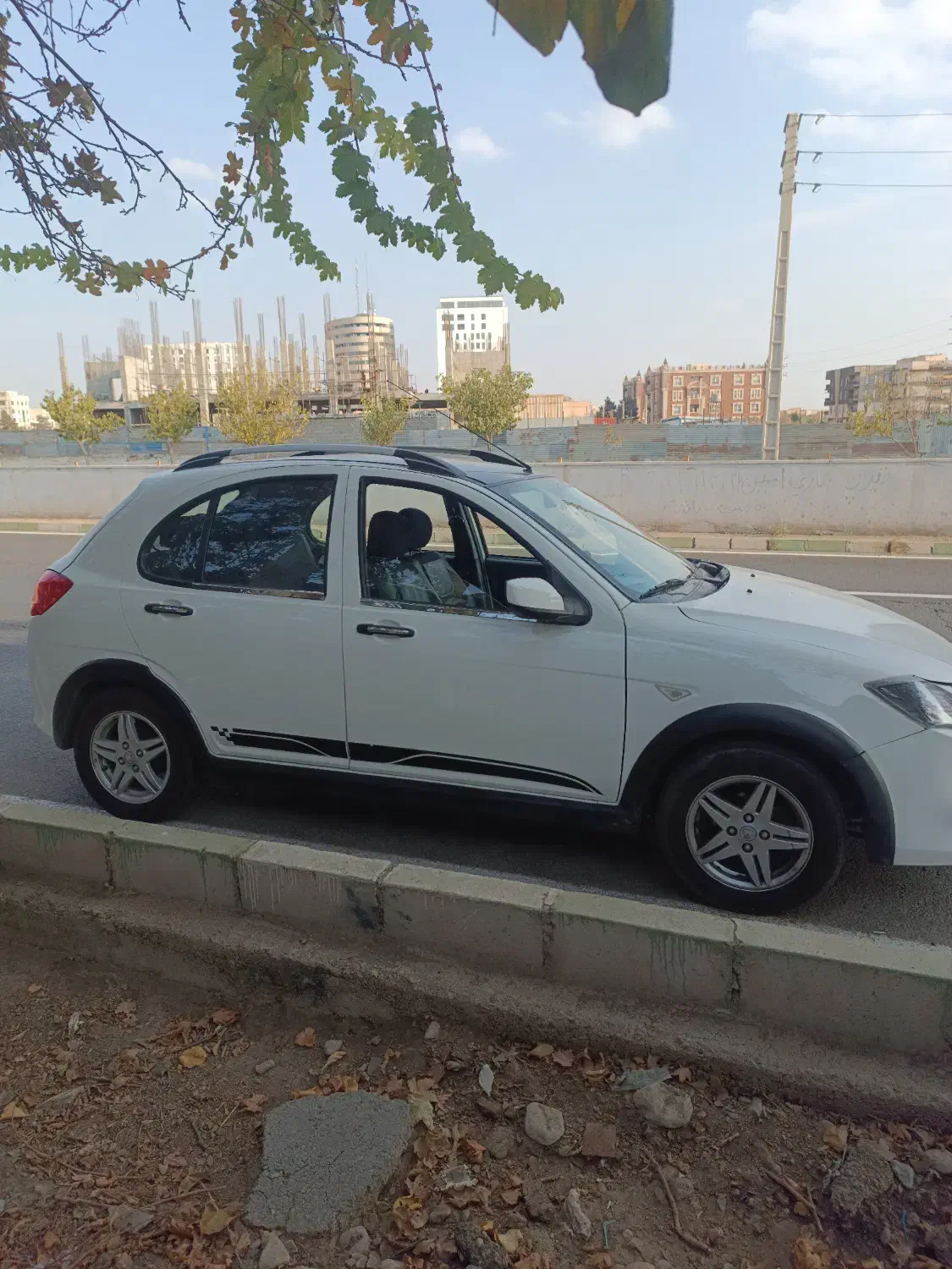 کوییک ۴۰۱ بی‌رنگ کم کارکرد|خودرو سواری و وانت|فردیس, نسترن شرقی|دیوار