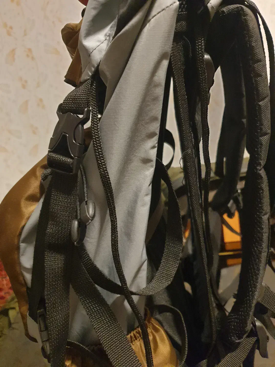 کوله کوهنوردی|کیف، کفش، کمربند|قزوین, |دیوار