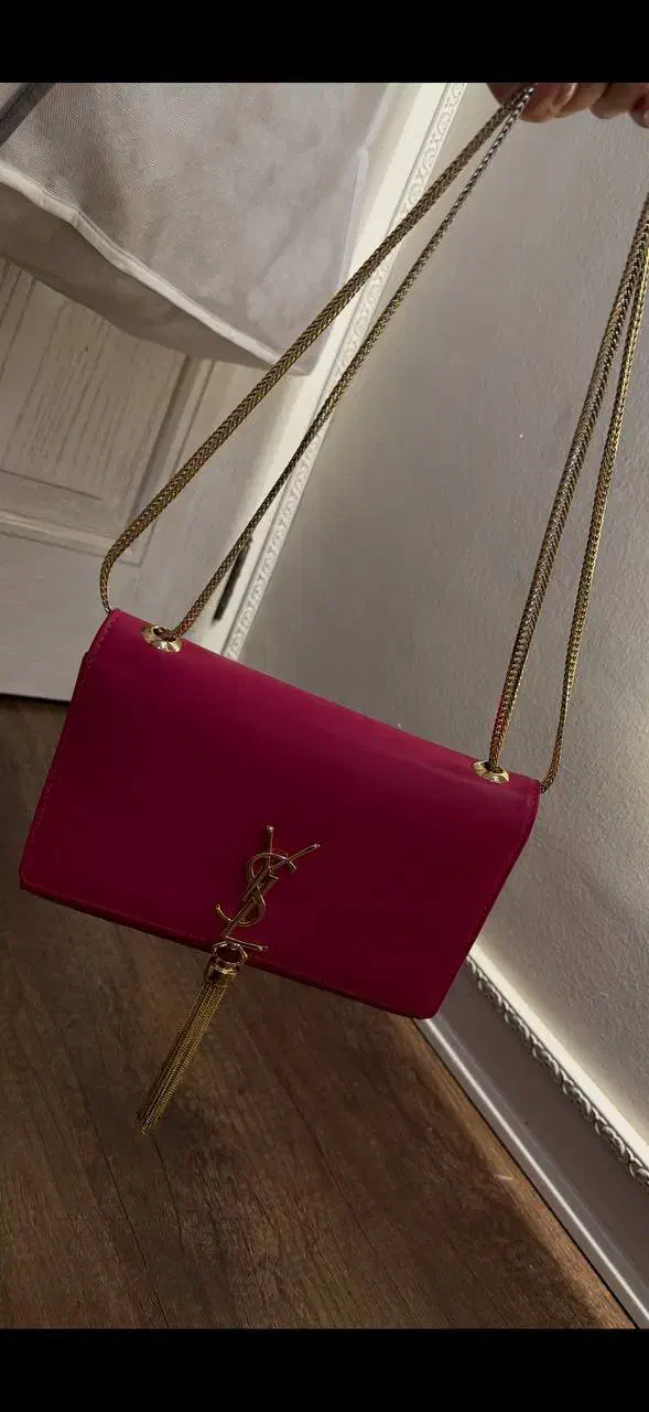 کیف|کیف، کفش، کمربند|مشهد, سجاد شهر|دیوار