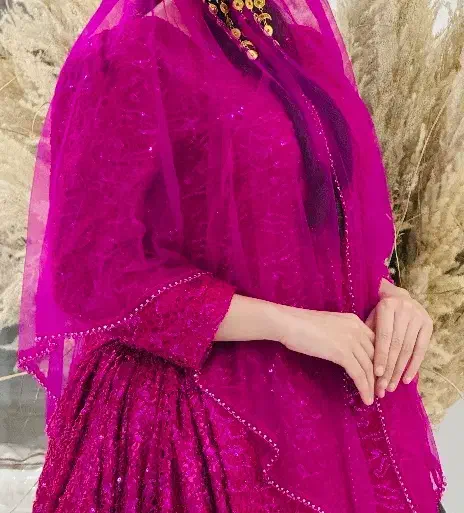 لباس محلی تمیز|لباس|دهدشت, |دیوار