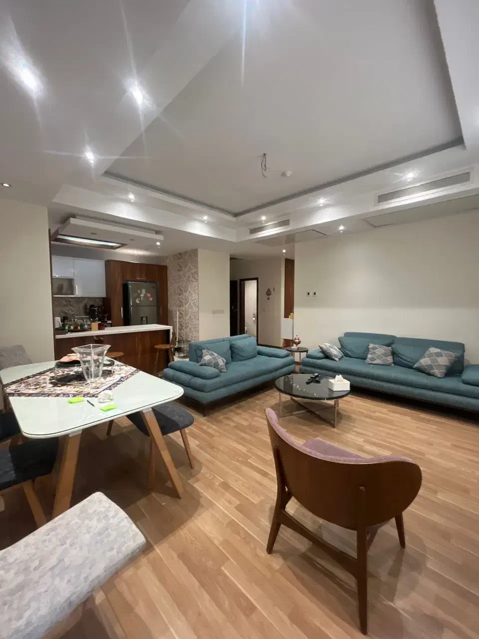 112متر تراس بزرگ /باغ بهشت/سعادت آباد