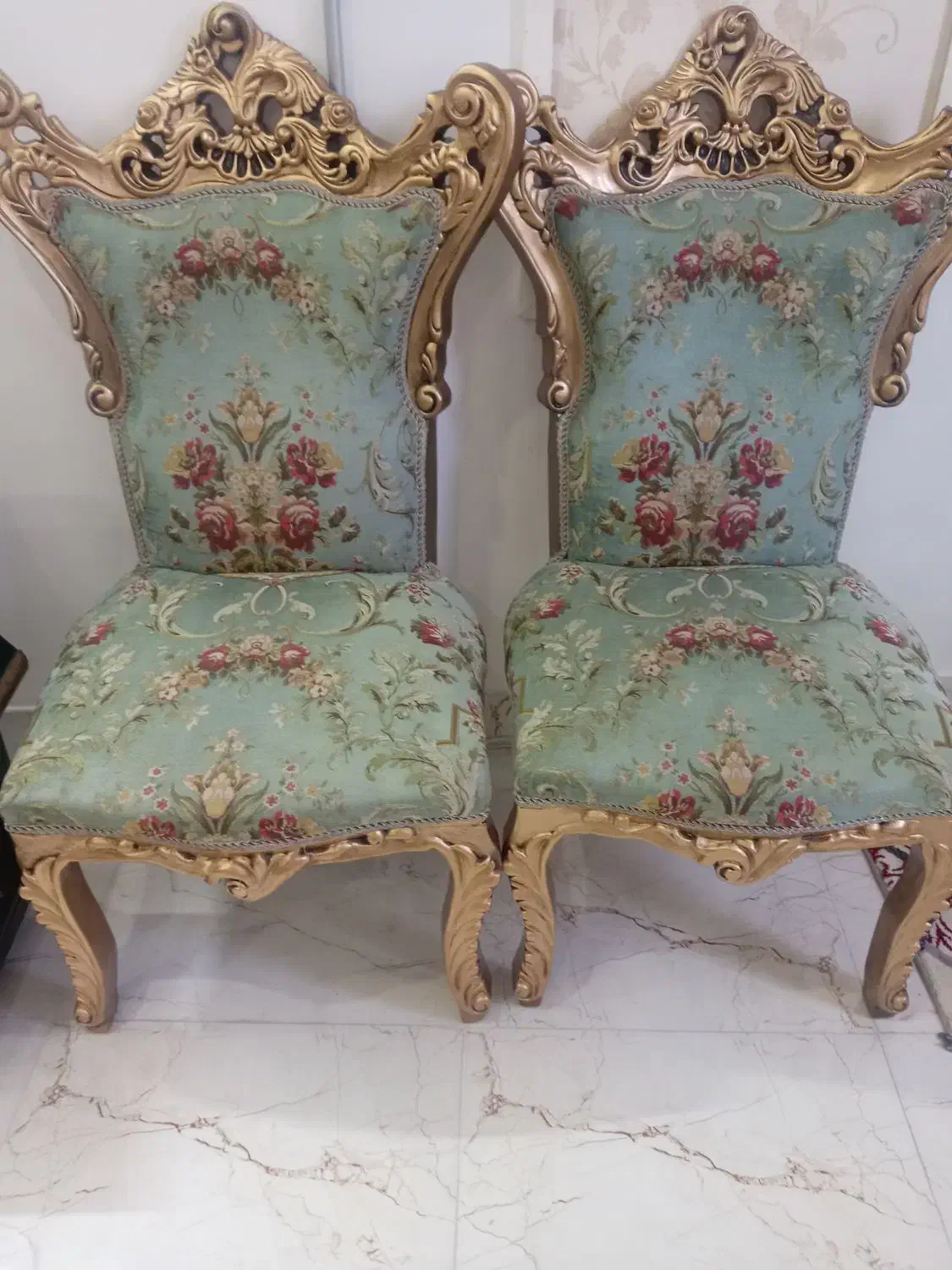 مبل سلطنتی 9 نفره|مبلمان خانگی و میز عسلی|تربتحیدریه, شهرک ولیعصر|دیوار