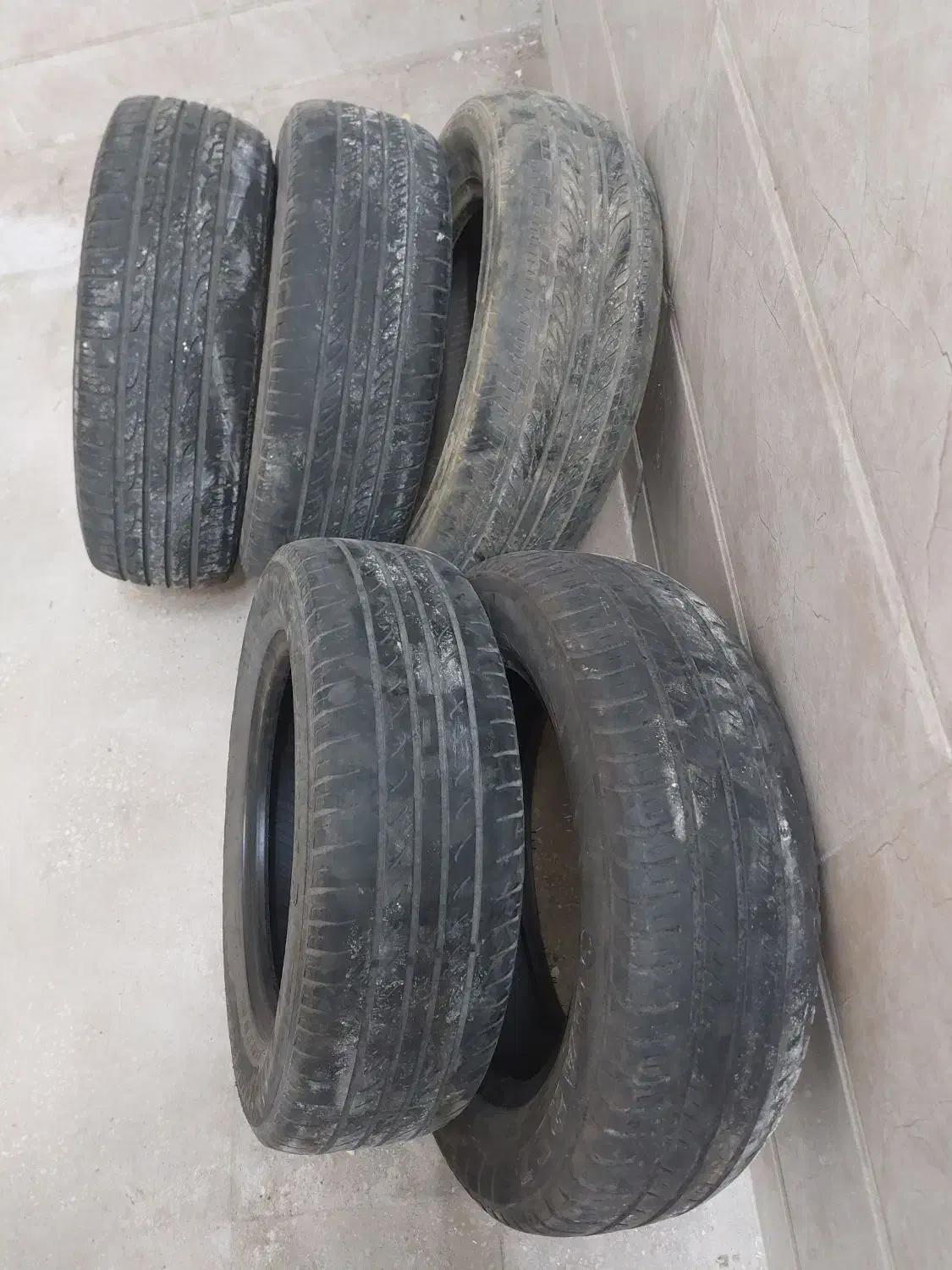 4حلقه لاستیکGLXپژو206رینگ14یک حلقه سمندقیمت پایین|قطعات یدکی و لوازم جانبی|قم, چهار امامزاده|دیوار