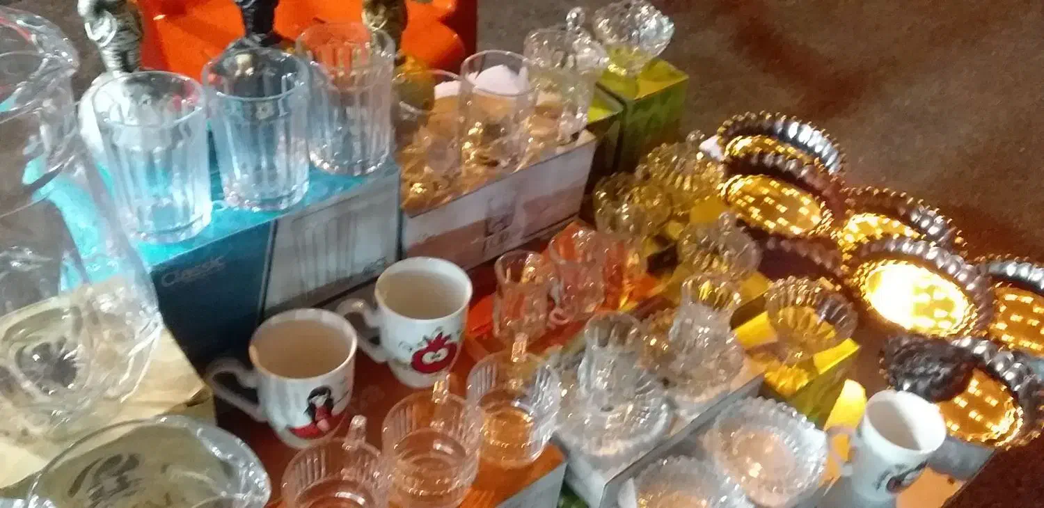 لیوان مات وقیر|ظروف نگهدارنده، پلاستیکی، یکبارمصرف|اهواز, زندوکیلی|دیوار