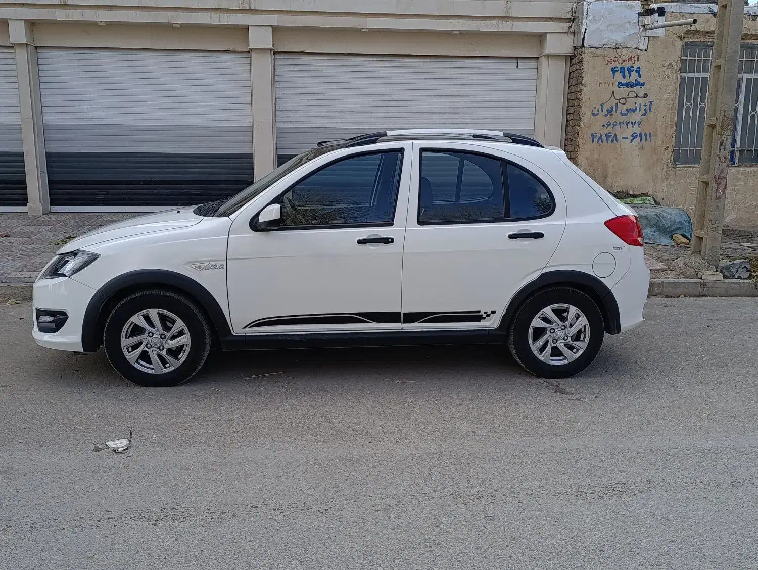 کوییک gxr-l با رینگ 1403 سفید مشکی|خودرو سواری و وانت|نورآباد, |دیوار