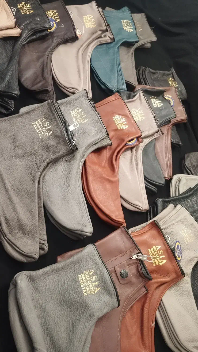 موزه(جوراب چرمی)|کیف، کفش، کمربند|خواف, |دیوار