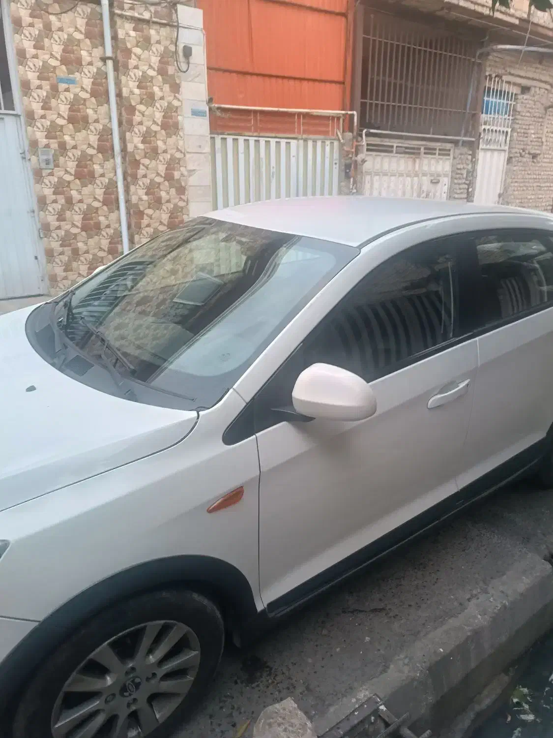 ام‌وی‌ام 315 هاچبک اسپرت لاکچری، مدل ۱۳۹۵|خودرو سواری و وانت|گرگان, |دیوار